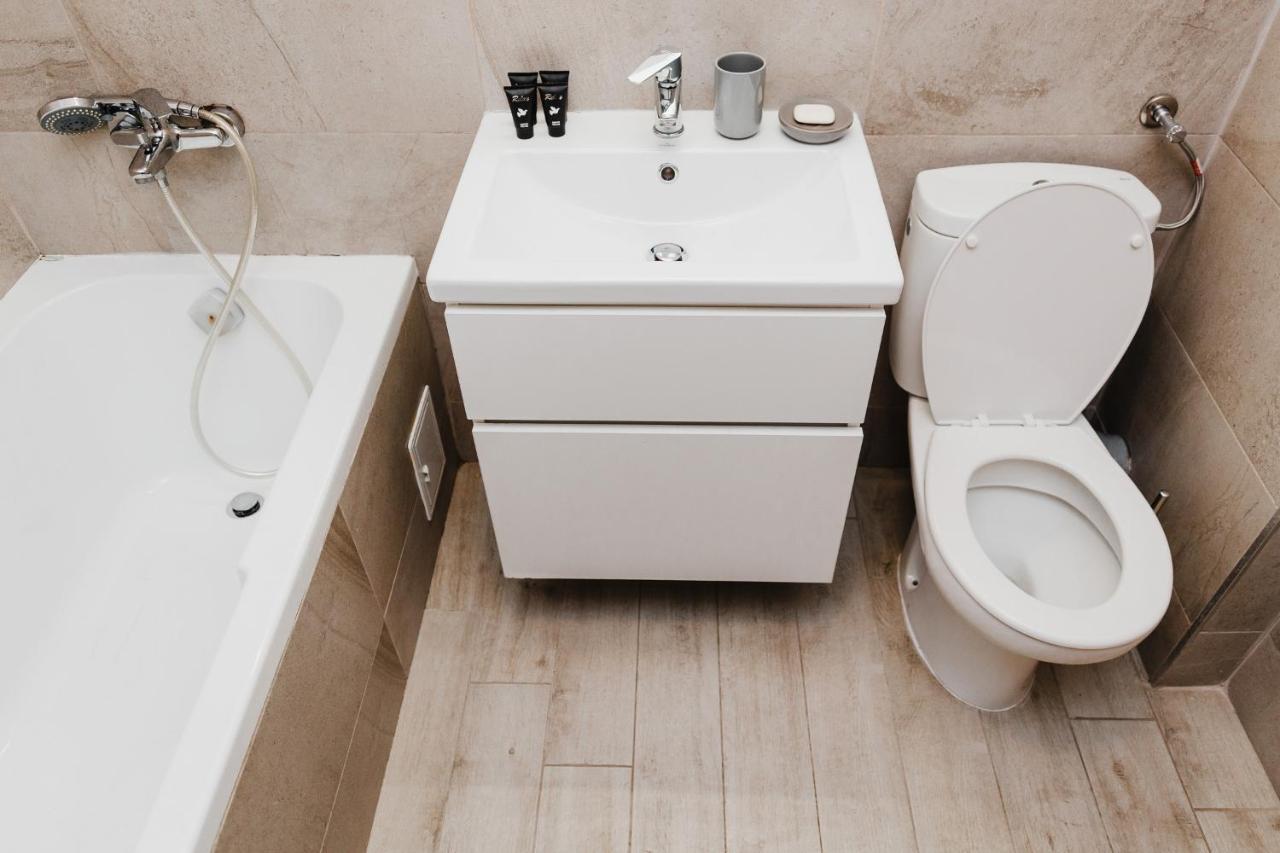 City View Apartment With Free Parking Cluj-Napoca Buitenkant foto