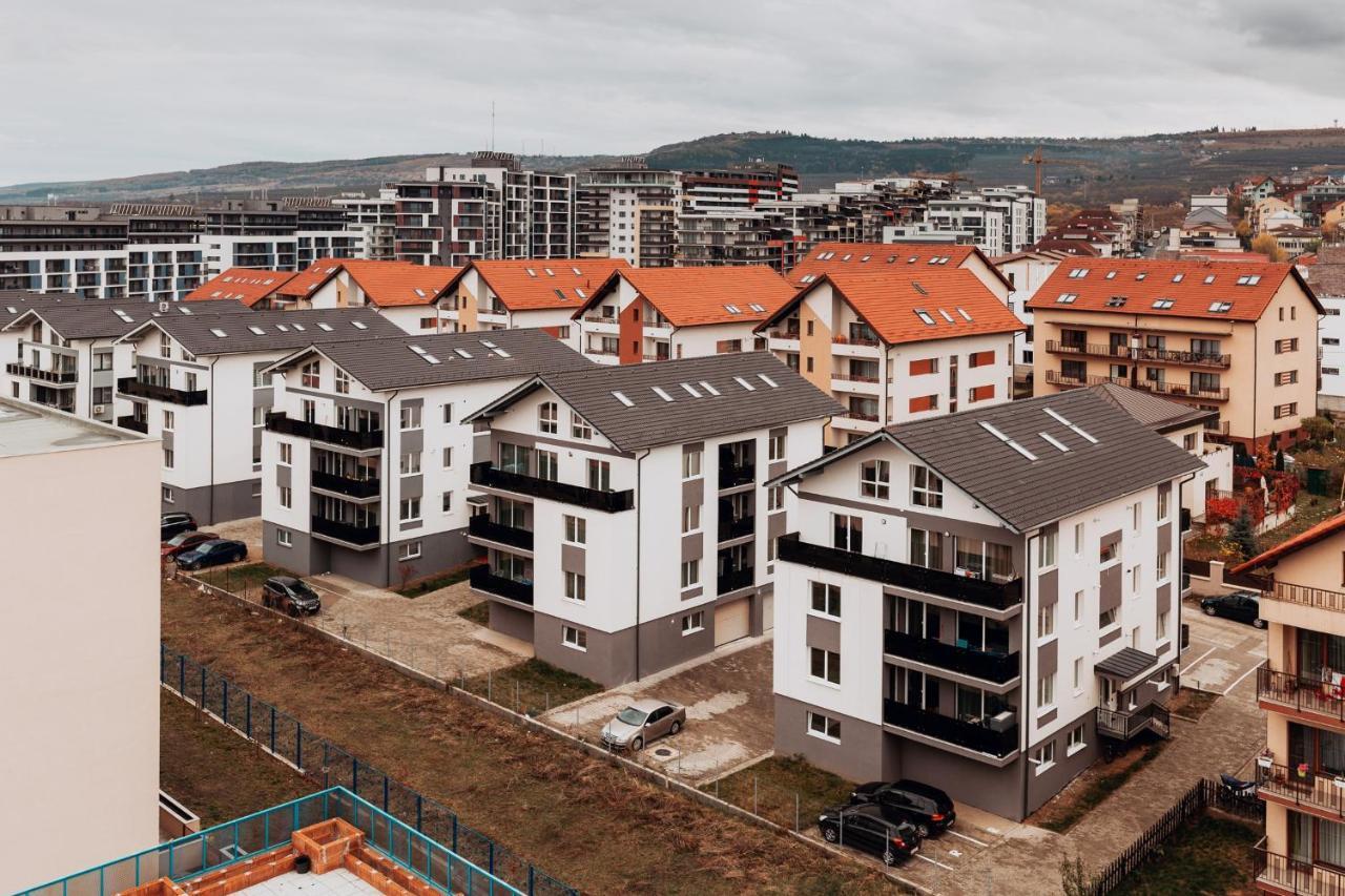 City View Apartment With Free Parking Cluj-Napoca Buitenkant foto