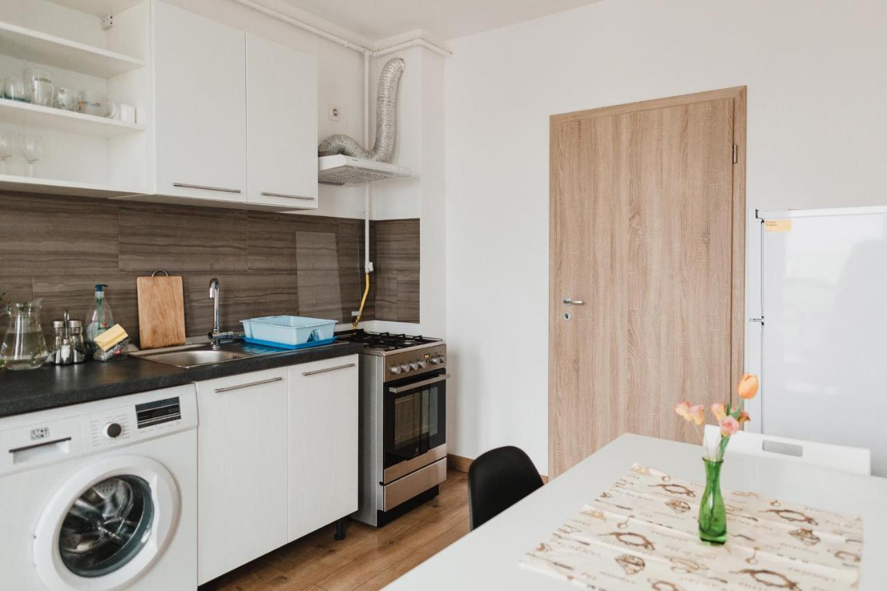 City View Apartment With Free Parking Cluj-Napoca Buitenkant foto